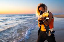 Véronique LARRUE - LARRUE VERONIQUE